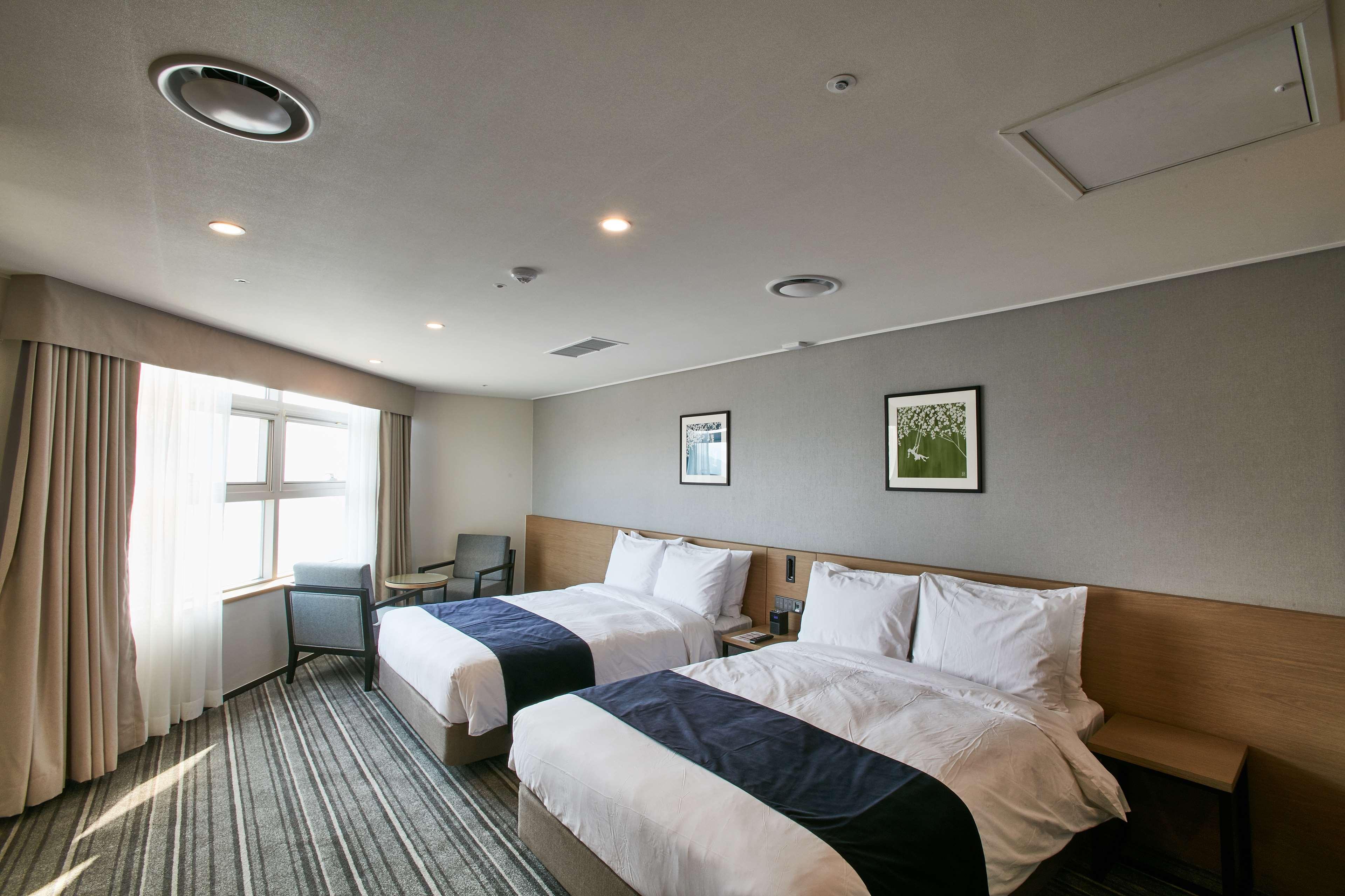 Best Western Plus Elmendorf Hotel San Antonio Hotel Ngoại thất bức ảnh