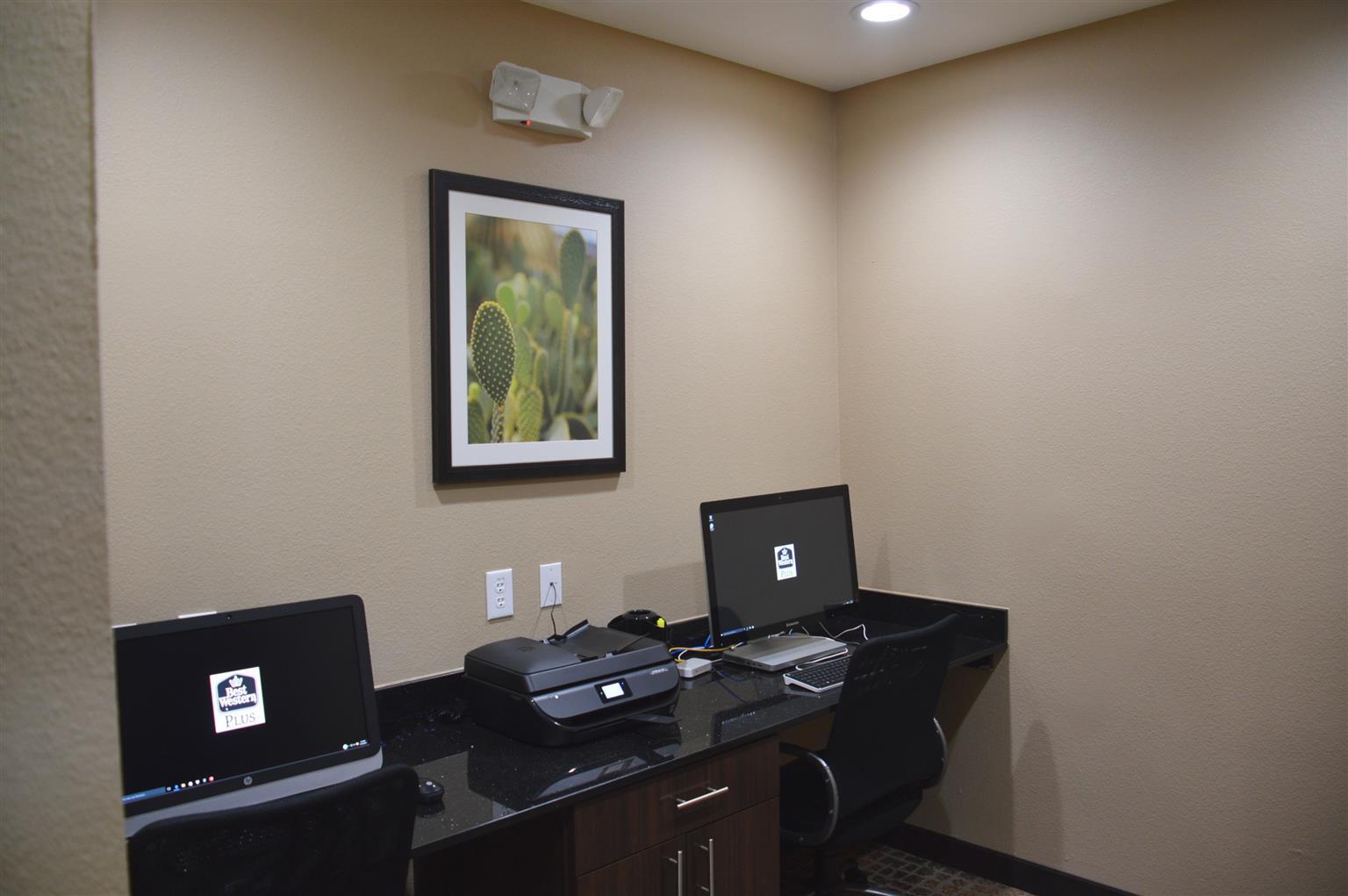 Best Western Plus Elmendorf Hotel San Antonio Hotel Ngoại thất bức ảnh
